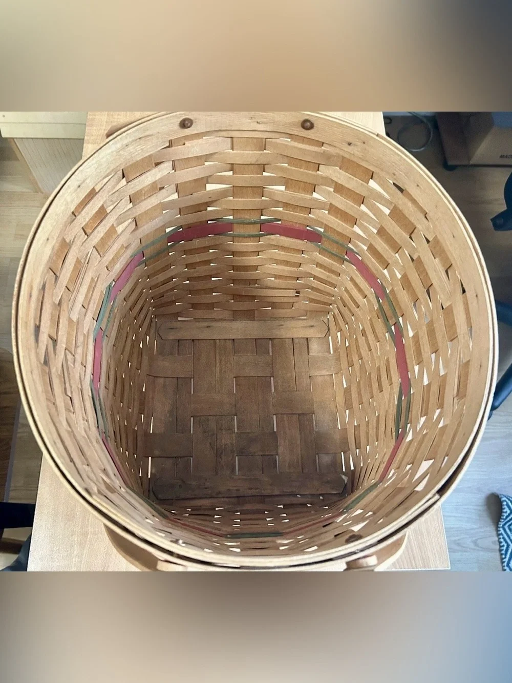 Longaberger laundry basket 1990 very large floor model with 2 swing handles